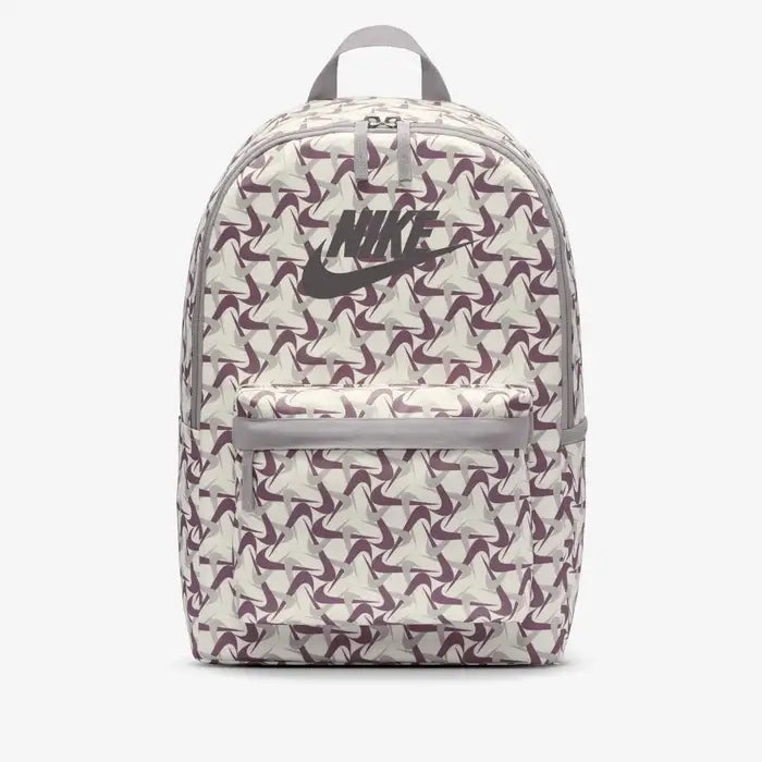 حقيبة ظهر Nike Heritage Bpk-Accs Print Fa24 للبالغين للجنسين - بيج