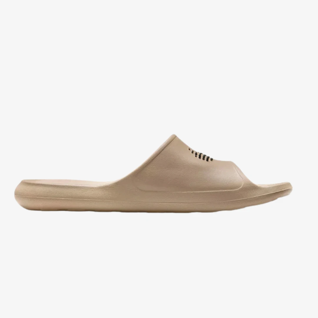 Victori One Shower Claquettes by NIKE