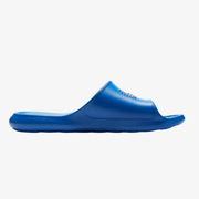 Victori One Shower Claquettes by NIKE