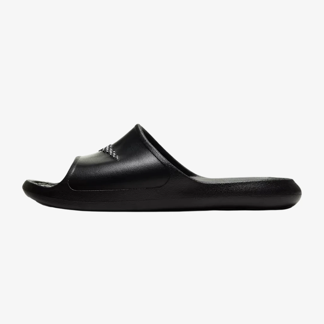 Victori One Shower Claquettes by NIKE