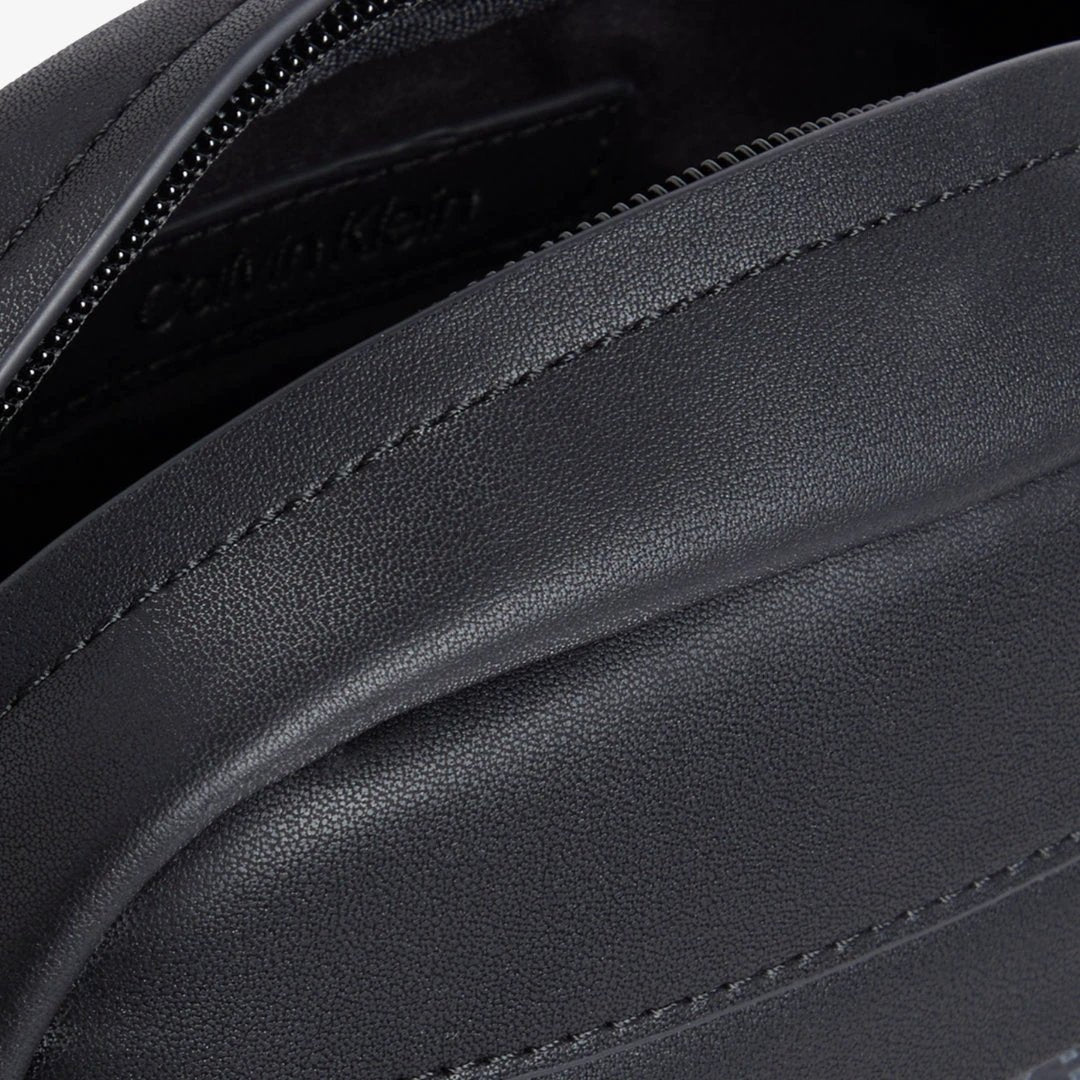 Must Mono Reporter Sacs À Main by CALVIN KLEIN