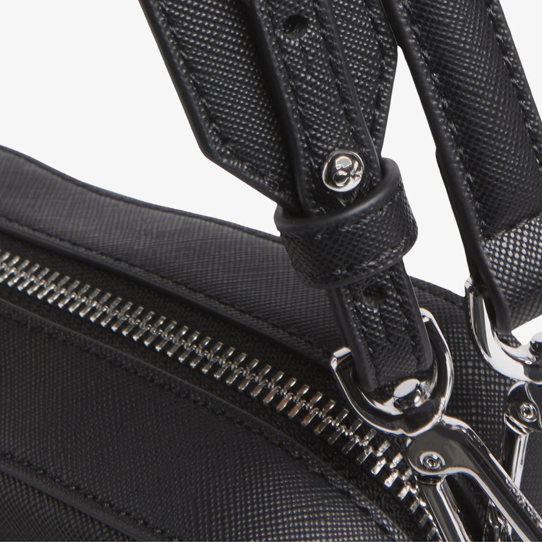 Must Aop Double Straps Sacs À Main by CALVIN KLEIN