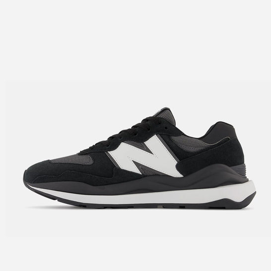 New Balance 57/40 Baskets Adultes Homme Noir