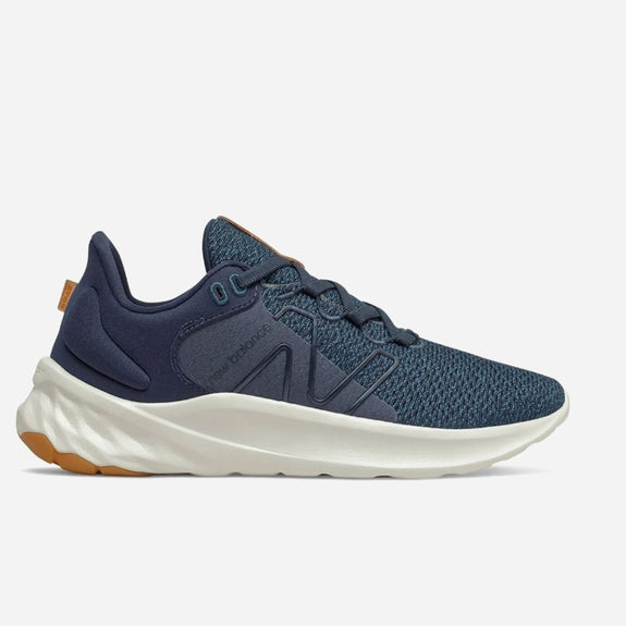 New Balance Fresh Foam Roav V2 Baskets Adultes Homme Bleu Marine