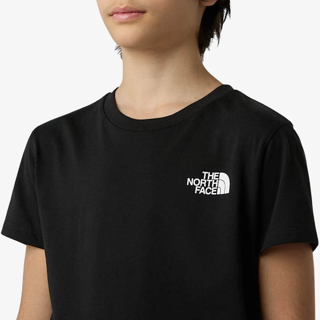t-shirt North Face pour adolescents en noir avec logo discret, coupe régulière et col rond.