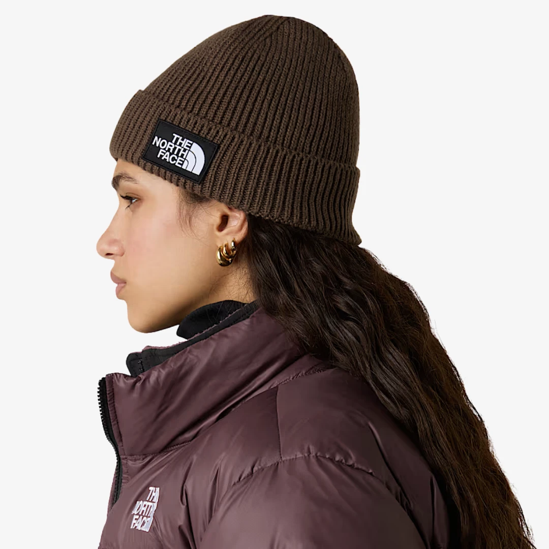 Logo Box Cuffed Bennie by THE NORTH FACE
