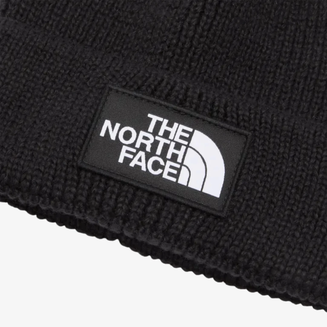 Logo Box Cuffed Bennie by THE NORTH FACE