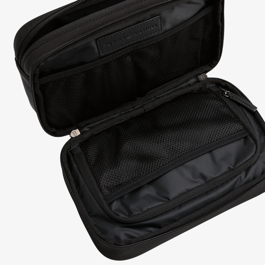 Tommy Hilfiger Nylon Folding Trousses de toilette