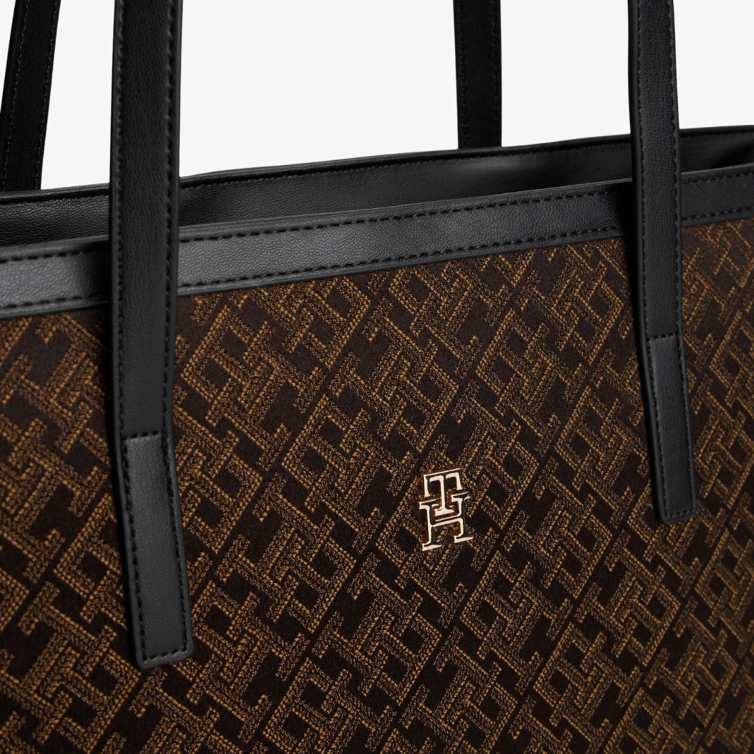 Im Latam Jacquard Tote by TOMMY HILFIGER