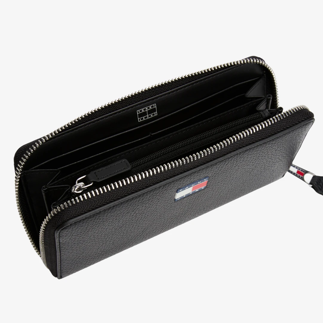 Must Large Zip-Around Portefeuilles by TOMMY HILFIGER