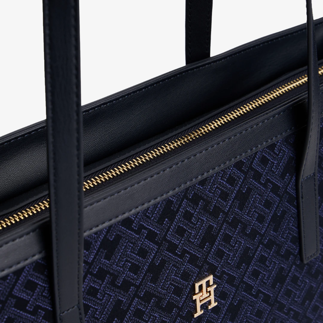 Im Latam Jacquard Tote by TOMMY HILFIGER