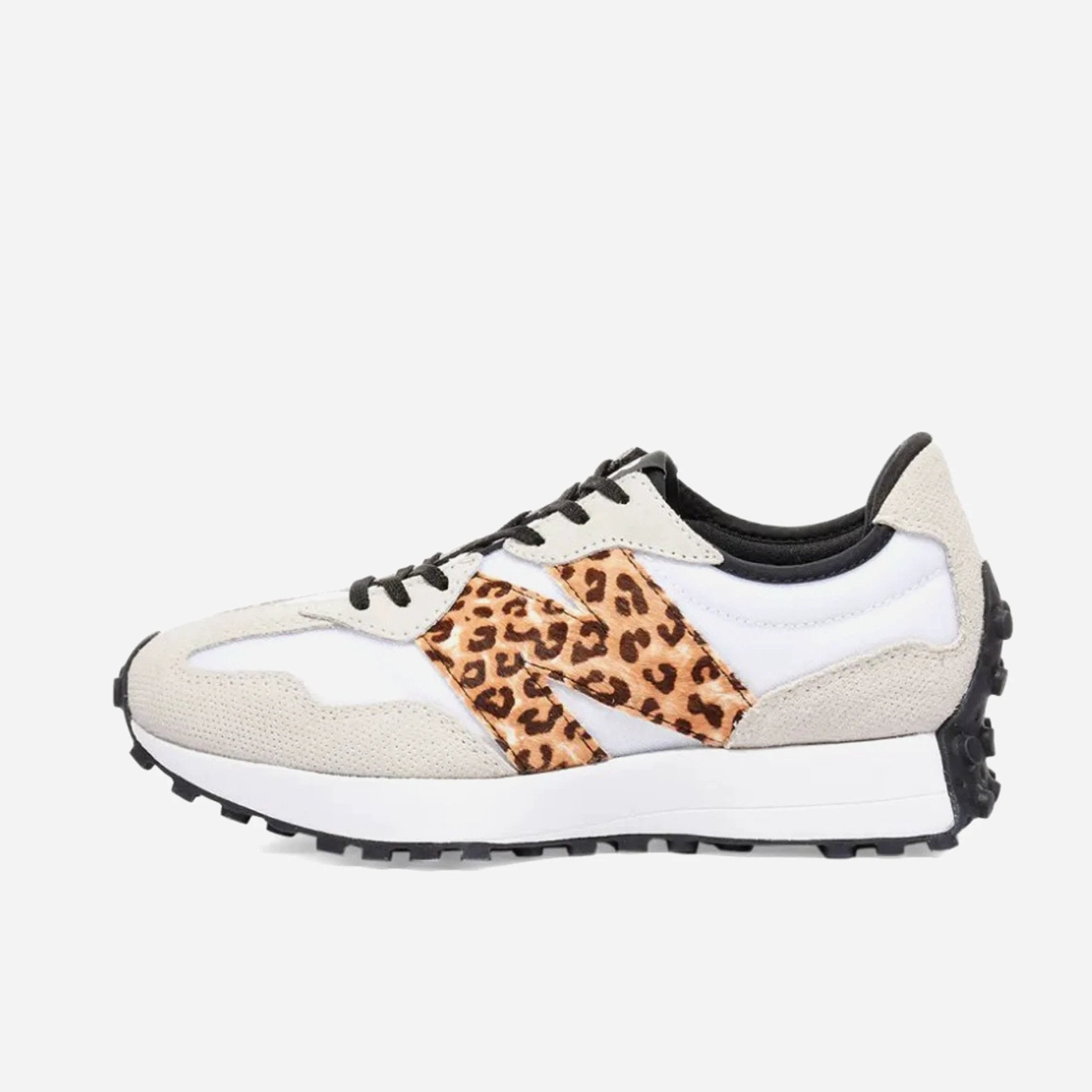New Balance 327 Baskets by NEW BALANCE